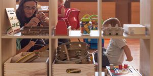 Imma Carles Vivó - Tècnic Superior d'Educació Infantil, Educadora Social i formació en noves pedagogies.Â  Escola infantil Passet a Passet CEI Beteró. Desenvolupament integral de lâ€™infant.