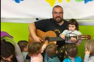 Sebastià Cabanes Pellicer - Cuiner, especialitzat en agroecologia i Llicenciat en Història. Escola infantil Passet a Passet CEI Beteró. Desenvolupament integral de lâ€™infant.